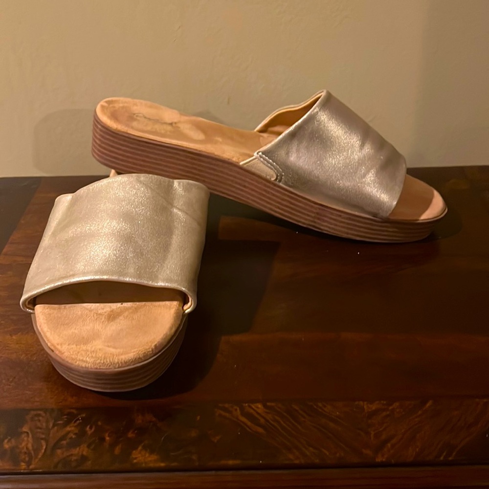 Qupid size 10 shoes